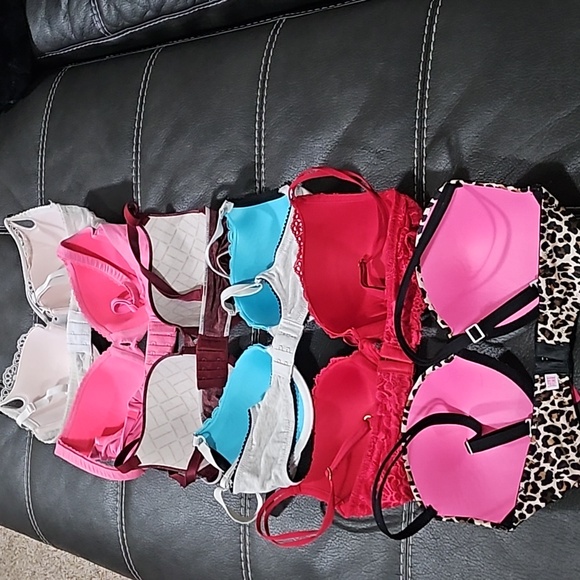 6 Victoria's Secret and Pink Bra all Size 34D - Picture 2 of 2